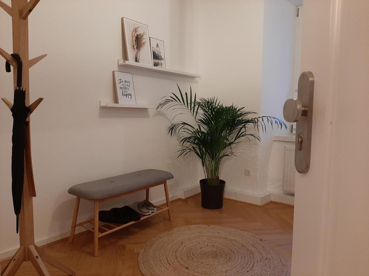 Appartement Zentrale Lage I Historisch I Parkplatz I Fahrradkeller à Straubing Extérieur photo